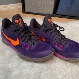 nike basketball court shoes